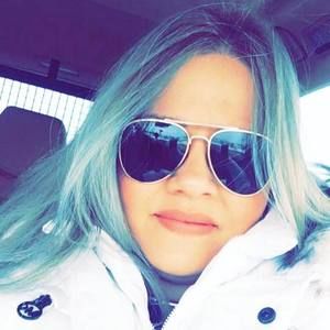 Meet your Posher, Idaliz